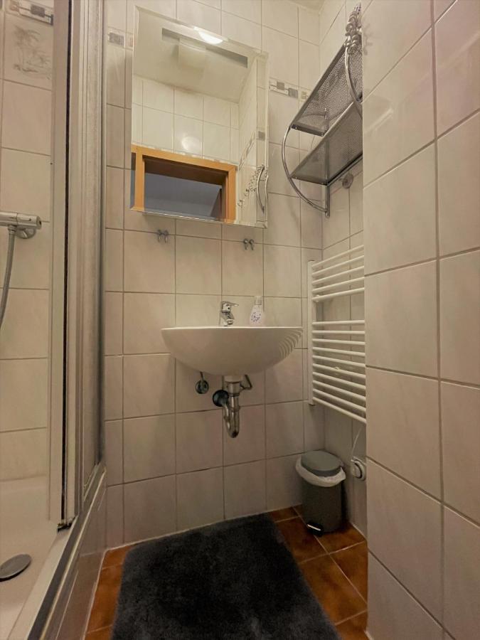 2-Raum Ferienwohnung In Connewitz Leipzig Exterior foto